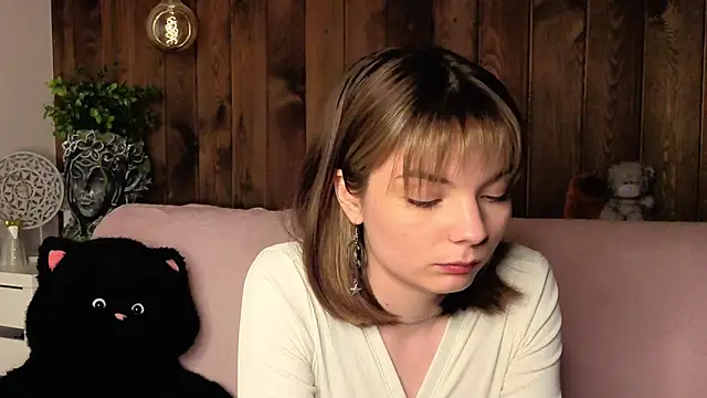 Snapshot of IvoryPesante chatting on 7, 6, 2026 IvoryPesante online show from 7, 6, 2026