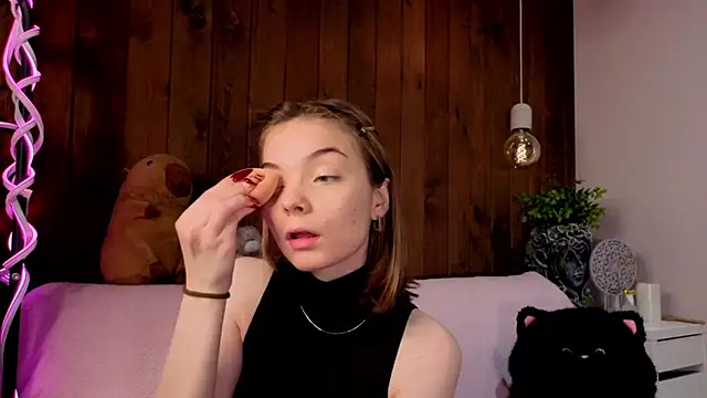 Snapshot of IvoryPesante chatting on 3, 7, 2026 IvoryPesante online show from 3, 7, 2026