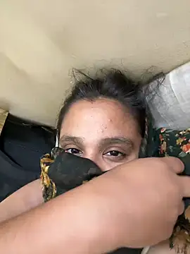 Snapshot of varsha_00 chatting on 26, 5, 2026 varsha 00 online show from 26, 5, 2026