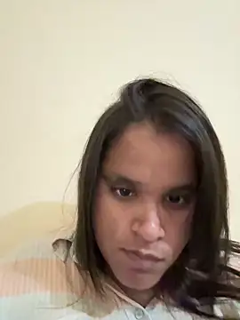 Snapshot of varsha_00 chatting on 31, 5, 2026 varsha 00 online show from 31, 5, 2026