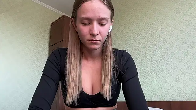 Snapshot of DanikaMory chatting on 12, 7, 2026 DanikaMory online show from 12, 7, 2026