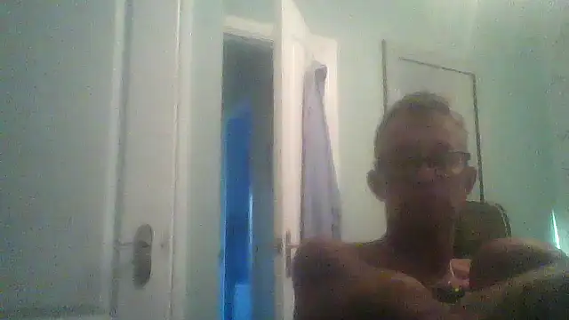 Snapshot of EngagingBench23 chatting on 18, 6, 2026 EngagingBench23 online show from 18, 6, 2026