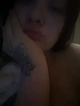 6foot3Woman online show from 25, 5, 2026