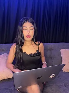Snapshot of SHIFGUD chatting on 5, 6, 2026 SHIFGUD online show from 5, 6, 2026