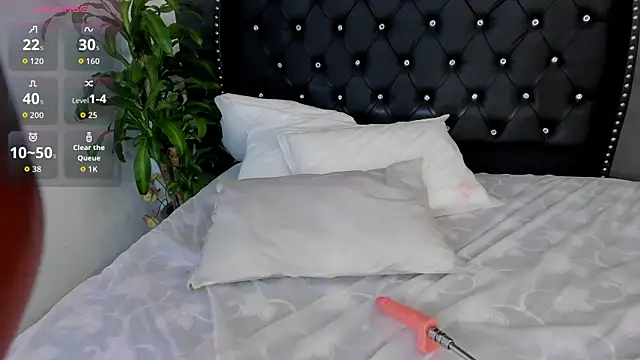 Snapshot of emmaalennox__ chatting on 10, 6, 2026 emmaalennox online show from 10, 6, 2026