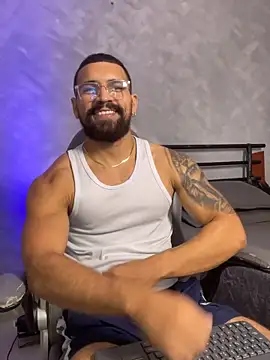 Snapshot of RoccoSaenz chatting on 1, 6, 2026 RoccoSaenz online show from 1, 6, 2026