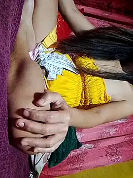 hotmom lyn online show from 21, 7, 2026