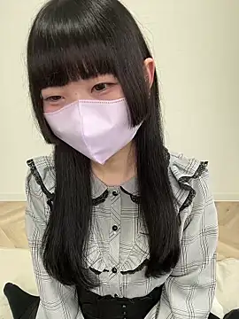 Snapshot of Reina_0129 chatting on 4, 6, 2026 Reina 0129 online show from 4, 6, 2026