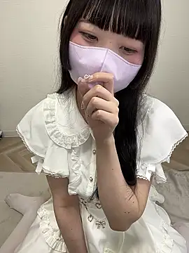 Snapshot of Reina_0129 chatting on 20, 6, 2026 Reina 0129 online show from 20, 6, 2026