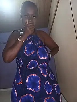Snapshot of Ebonylouisa chatting on 2, 7, 2026 Ebonylouisa online show from 2, 7, 2026