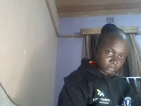 Snapshot of Ebonylouisa chatting on 13, 7, 2026 Ebonylouisa online show from 13, 7, 2026