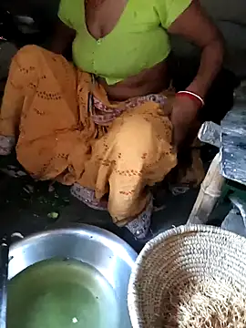 Snapshot of maliska-rani chatting on 26, 5, 2026 maliska-rani online show from 26, 5, 2026