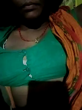 Snapshot of maliska-rani chatting on 6, 7, 2026 maliska-rani online show from 6, 7, 2026
