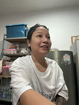 Snapshot of LINDA_HD chatting on 24, 6, 2026 LINDA HD online show from 24, 6, 2026