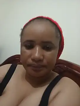 Snapshot of Caramel_Lucy chatting on 25, 5, 2026 Caramel Lucy online show from 25, 5, 2026