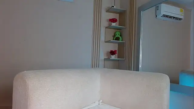 Snapshot of _cloe_21 chatting on 8, 7, 2026 cloe 21 online show from 8, 7, 2026