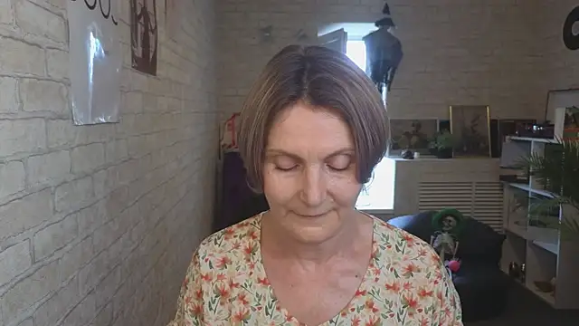 Snapshot of Mabel_Magic chatting on 10, 6, 2026 Mabel Magic online show from 10, 6, 2026