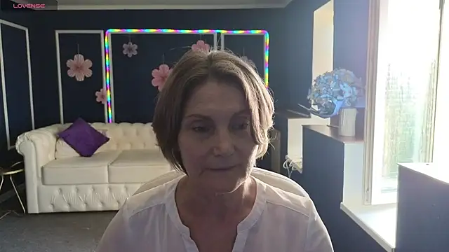 Snapshot of Mabel_Magic chatting on 4, 7, 2026 Mabel Magic online show from 4, 7, 2026
