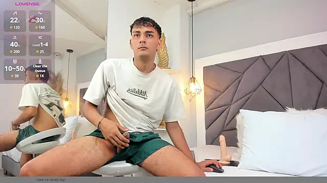 Snapshot of LiamBlake_ chatting on 6, 6, 2026 LiamBlake online show from 6, 6, 2026