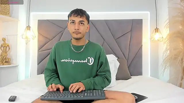 Snapshot of LiamBlake_ chatting on 24, 6, 2026 LiamBlake online show from 24, 6, 2026