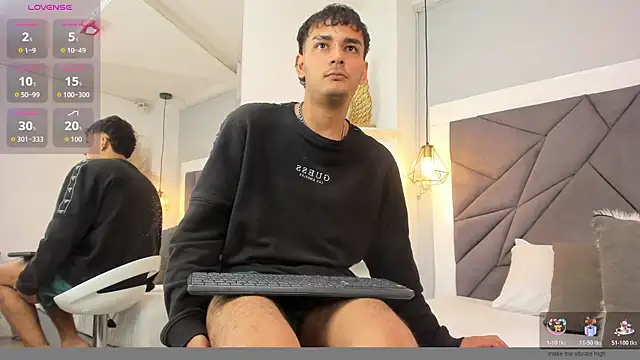 Snapshot of LiamBlake_ chatting on 10, 6, 2026 LiamBlake online show from 10, 6, 2026