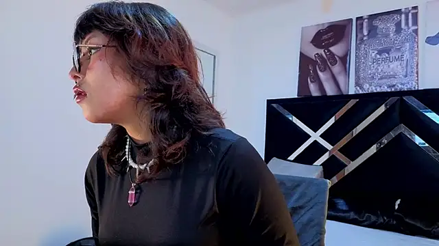Snapshot of hannita_01 chatting on 4, 6, 2026 hannita 01 online show from 4, 6, 2026