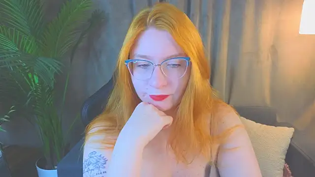Snapshot of AliceBrightside chatting on 19, 6, 2026 AliceBrightside online show from 19, 6, 2026