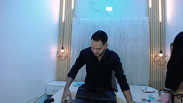 Snapshot of CarolinaySebas chatting on 4, 7, 2026 CarolinaySebas online show from 4, 7, 2026