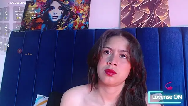 Snapshot of Lucy_wish1 chatting on 4, 6, 2026 Lucy wish1 online show from 4, 6, 2026