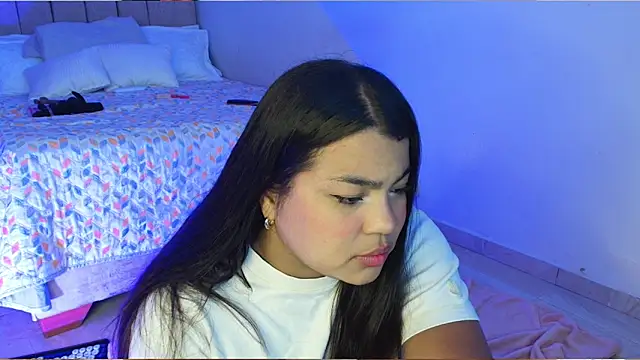 Snapshot of emily_morgam chatting on 5, 6, 2026 emily morgam online show from 5, 6, 2026