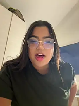 Snapshot of emily_morgam chatting on 7, 7, 2026 emily morgam online show from 7, 7, 2026