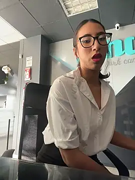 Snapshot of LacyLureXXX chatting on 13, 7, 2026 LacyLureXXX online show from 13, 7, 2026