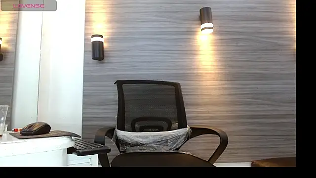 LeleHott01 online show from 1, 7, 2026
