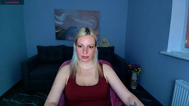 Lisa Merritt online show from 4, 6, 2026