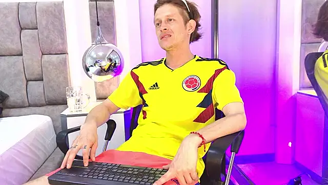 Snapshot of AnthonyStone_ chatting on 31, 5, 2026 AnthonyStone online show from 31, 5, 2026