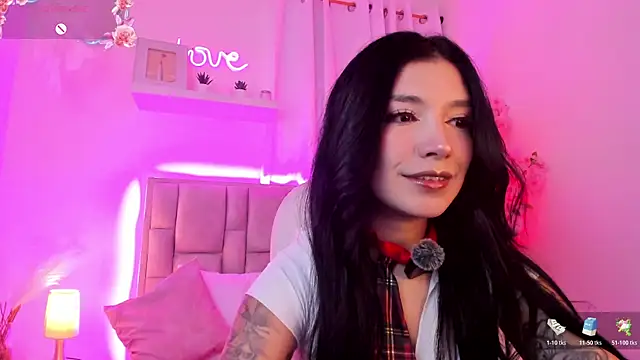 Isis waifu  online show from 27, 5, 2026