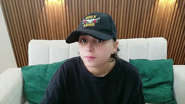 Snapshot of feelena_mysoull chatting on 26, 6, 2026 feelena mysoull online show from 26, 6, 2026