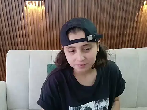 Snapshot of feelena_mysoull chatting on 3, 6, 2026 feelena mysoull online show from 3, 6, 2026