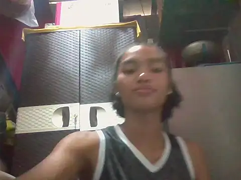Snapshot of flirty_bella69 chatting on 24, 6, 2026 flirty bella69 online show from 24, 6, 2026