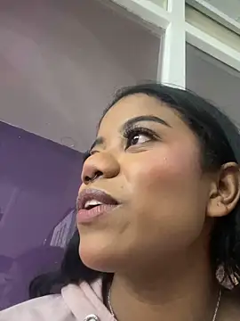 Snapshot of Ariana_roxe_ chatting on 20, 6, 2026 Ariana roxe online show from 20, 6, 2026