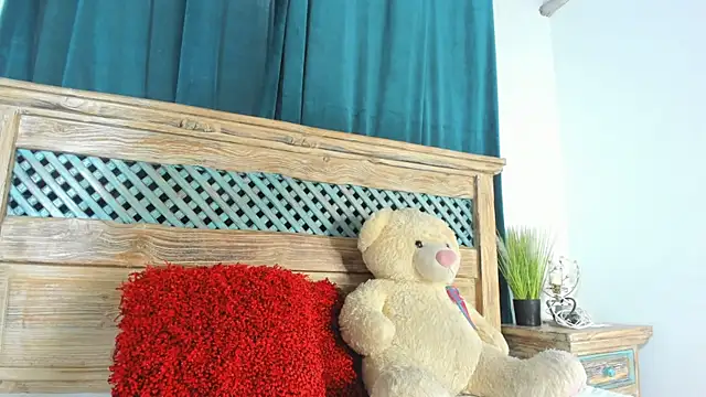 Snapshot of PriscilaCooper_ chatting on 16, 6, 2026 PriscilaCooper online show from 16, 6, 2026