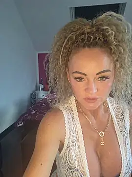 GymMoniMilf online show from 21, 6, 2026