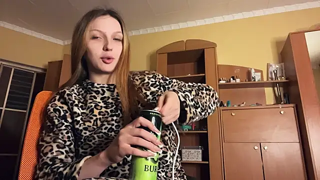 Snapshot of xXMelanieseXx chatting on 6, 6, 2026 xXMelanieseXx online show from 6, 6, 2026