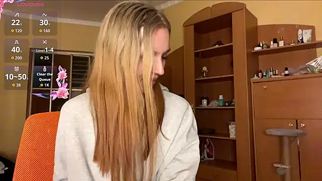Snapshot of xXMelanieseXx chatting on 22, 6, 2026 xXMelanieseXx online show from 22, 6, 2026