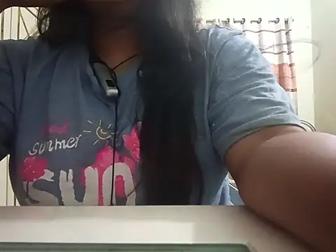 Snapshot of Neha-71 chatting on 5, 6, 2026 Neha-71 online show from 5, 6, 2026