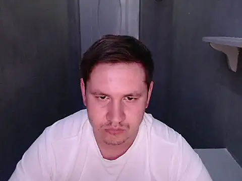 Snapshot of Max_Marlyn chatting on 7, 6, 2026 Max Marlyn online show from 7, 6, 2026