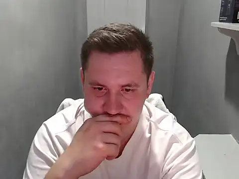 Snapshot of Max_Marlyn chatting on 3, 7, 2026 Max Marlyn online show from 3, 7, 2026