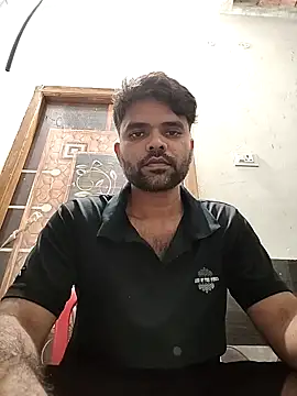 Snapshot of saddyboyforU chatting on 30, 5, 2026 saddyboyforU online show from 30, 5, 2026