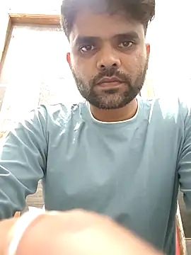 Snapshot of saddyboyforU chatting on 30, 5, 2026 saddyboyforU online show from 30, 5, 2026