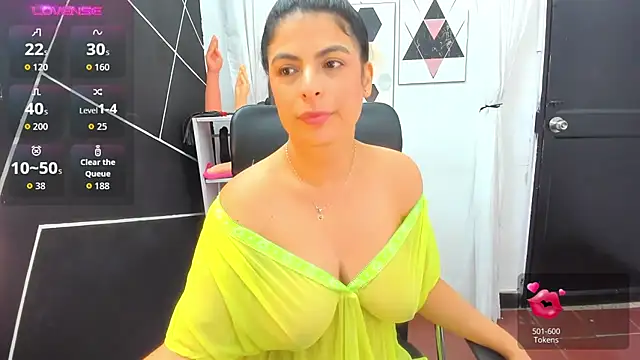 Liz Levo online show from 6, 10, 2025